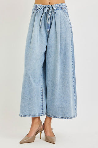 Spencer Cropped Wide Leg-Jeans-Risen-Summit Lane Boutique, Women's Apparel and Gifts located in Grand Rapids, MI