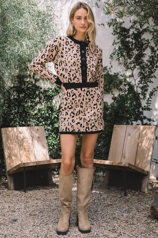 Leopard Sweater Knit Mini Skirt-Skirts-SKIES ARE BLUE-Summit Lane Boutique, Women's Apparel and Gifts located in Grand Rapids, MI